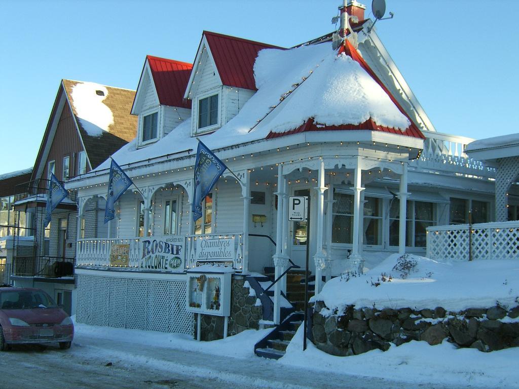 Restaurant Auberge Chez Girard 생트 아가트 데 몽 외부 사진